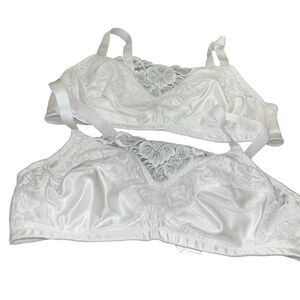 Amoena isabel mastectomy bras 40b Elegant White Lace Bralette Bra Lot of 2